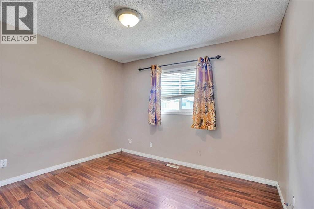 56 Fallingworth Bay NE — photo 9