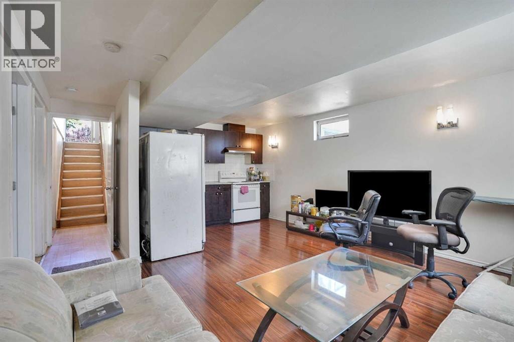56 Fallingworth Bay NE — photo 34