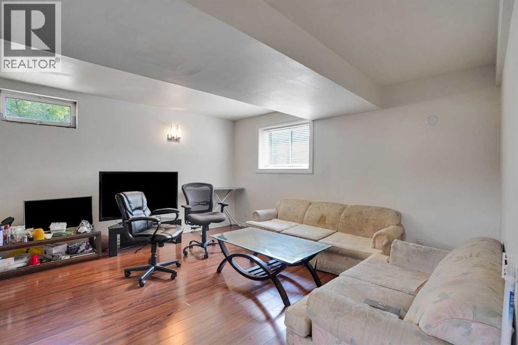 56 Fallingworth Bay NE — photo 31