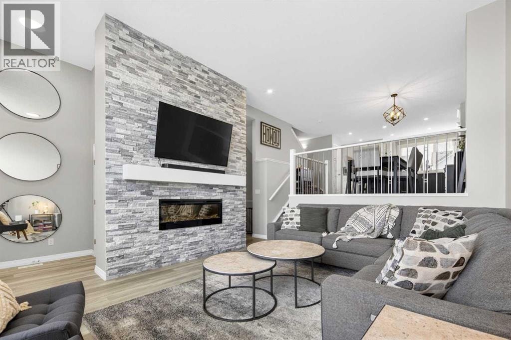 261 Masters Road SE — photo 3