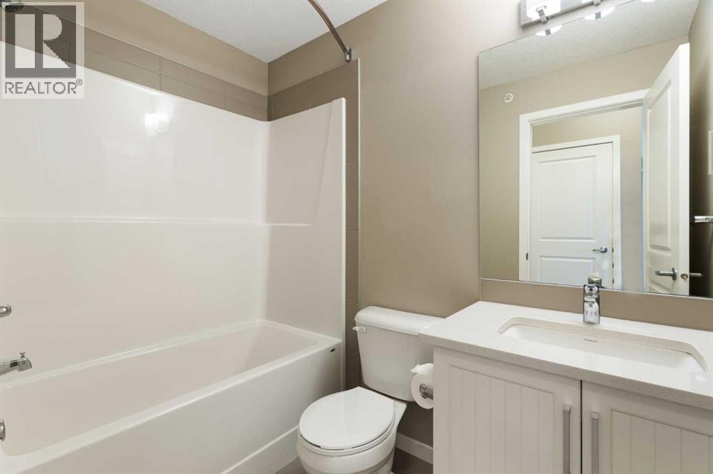 416, 30 Mahogany Mews SE — photo 25