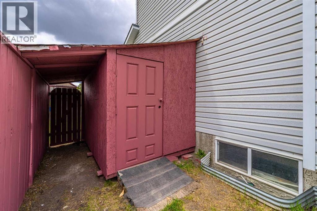 286 Martha's Manor NE — photo 39