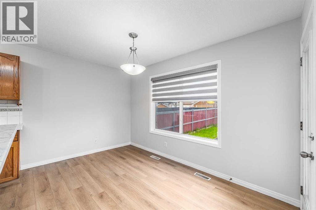 286 Martha's Manor NE — photo 13