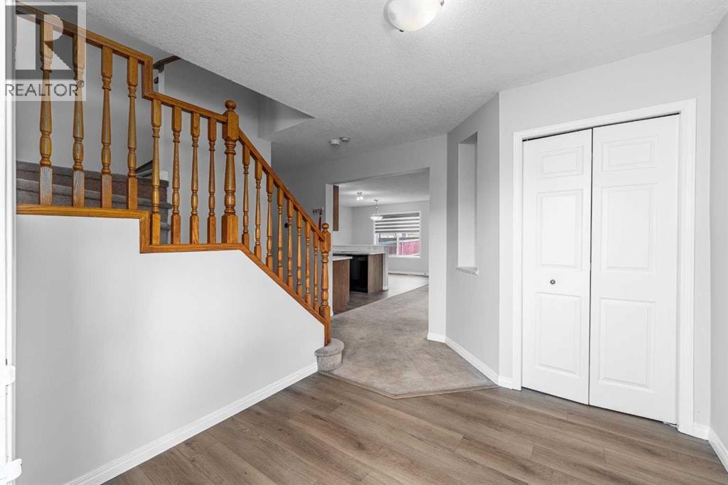 286 Martha's Manor NE — photo 6
