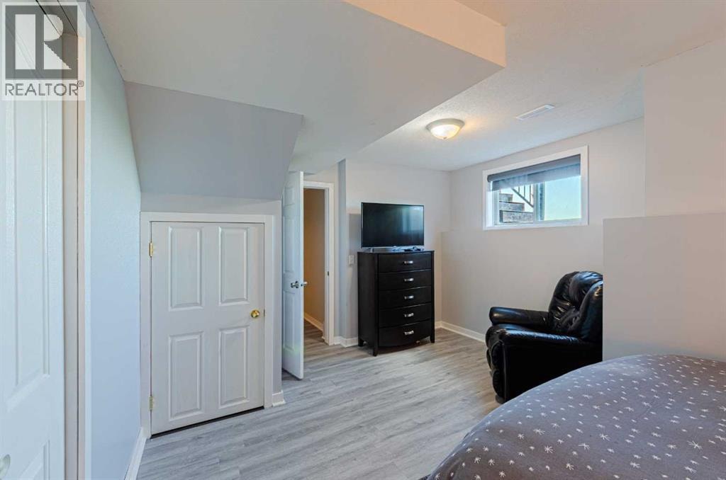 187 Covington Close NE — photo 34