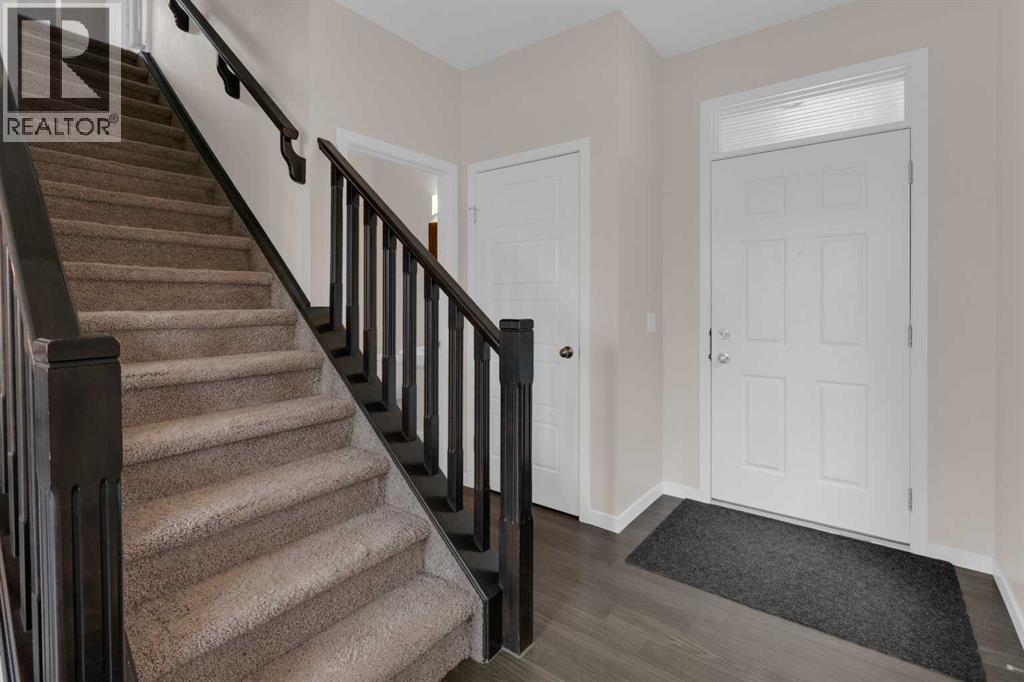 16 Fireside Place — photo 3