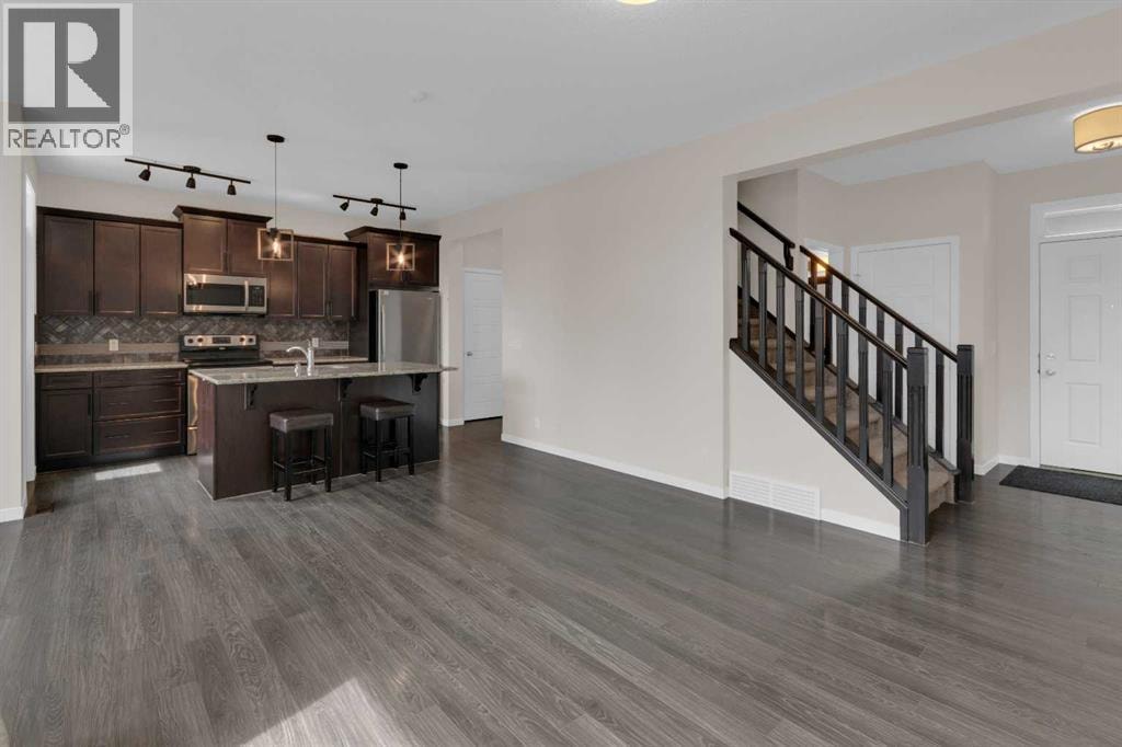 16 Fireside Place — photo 4