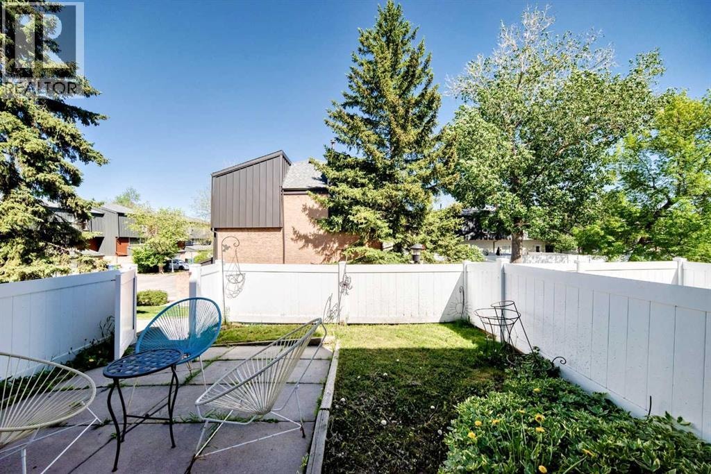 400 Brae Glen Crescent SW — photo 13