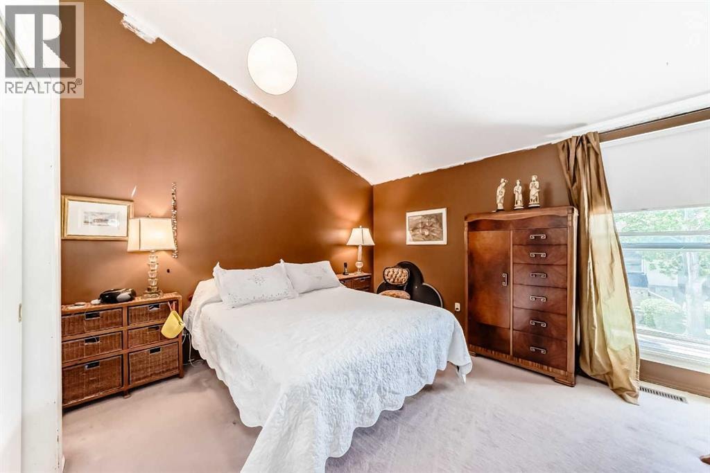 400 Brae Glen Crescent SW — photo 21