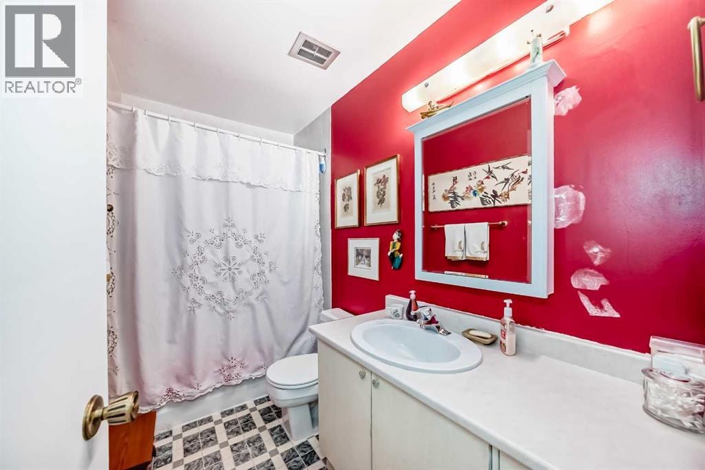 400 Brae Glen Crescent SW — photo 24