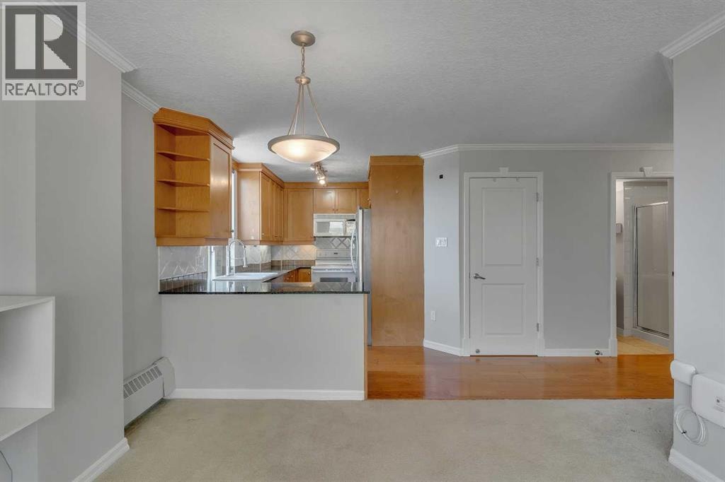 902, 4555 Varsity Lane NW — photo 17