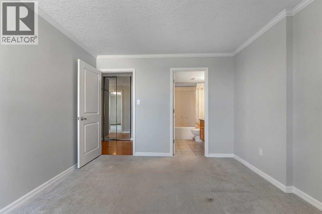 902, 4555 Varsity Lane NW — photo 21