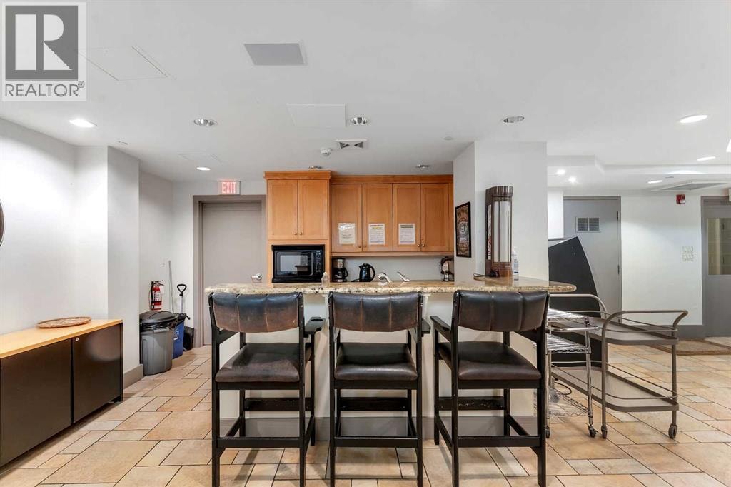 902, 4555 Varsity Lane NW — photo 33