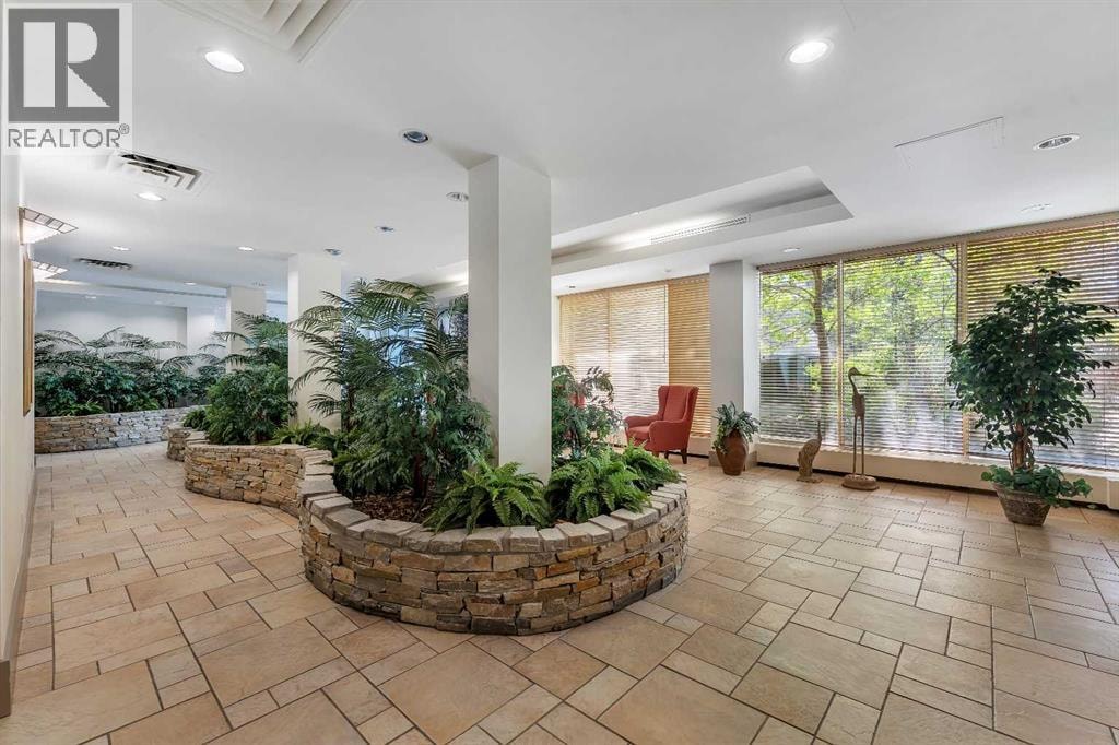 902, 4555 Varsity Lane NW — photo 36
