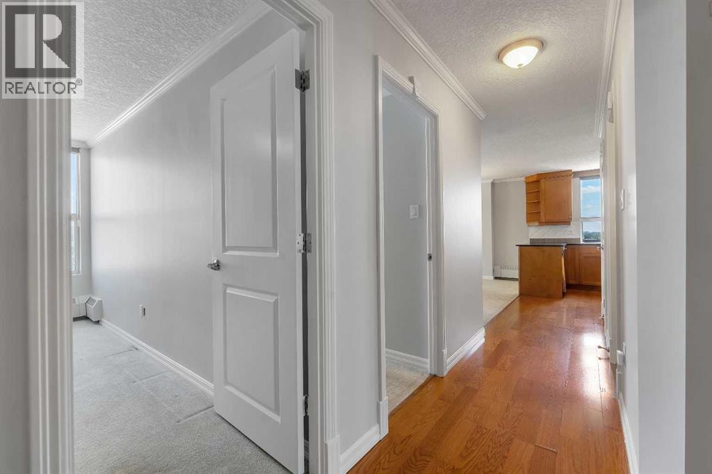 902, 4555 Varsity Lane NW — photo 12