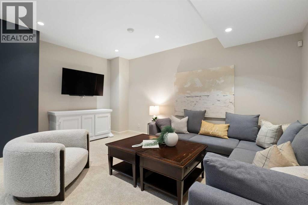 2201 Bowness Road NW — photo 33