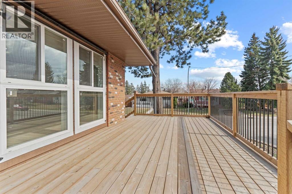 304 Huntbourne Hill NE — photo 3