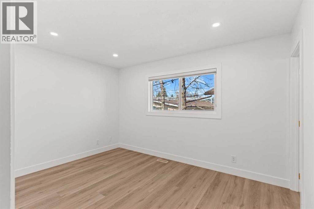 304 Huntbourne Hill NE — photo 17