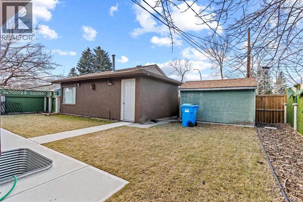 304 Huntbourne Hill NE — photo 43