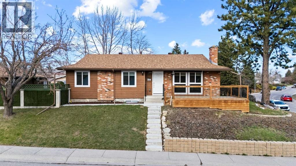 304 Huntbourne Hill NE