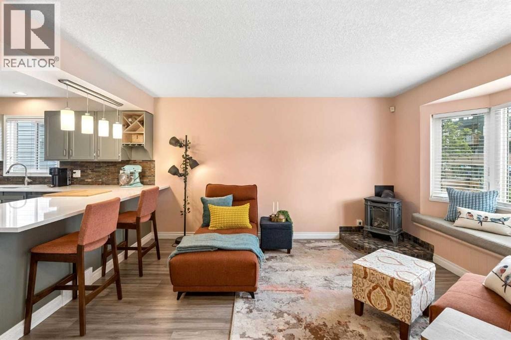 1840 33 Avenue SW — photo 4
