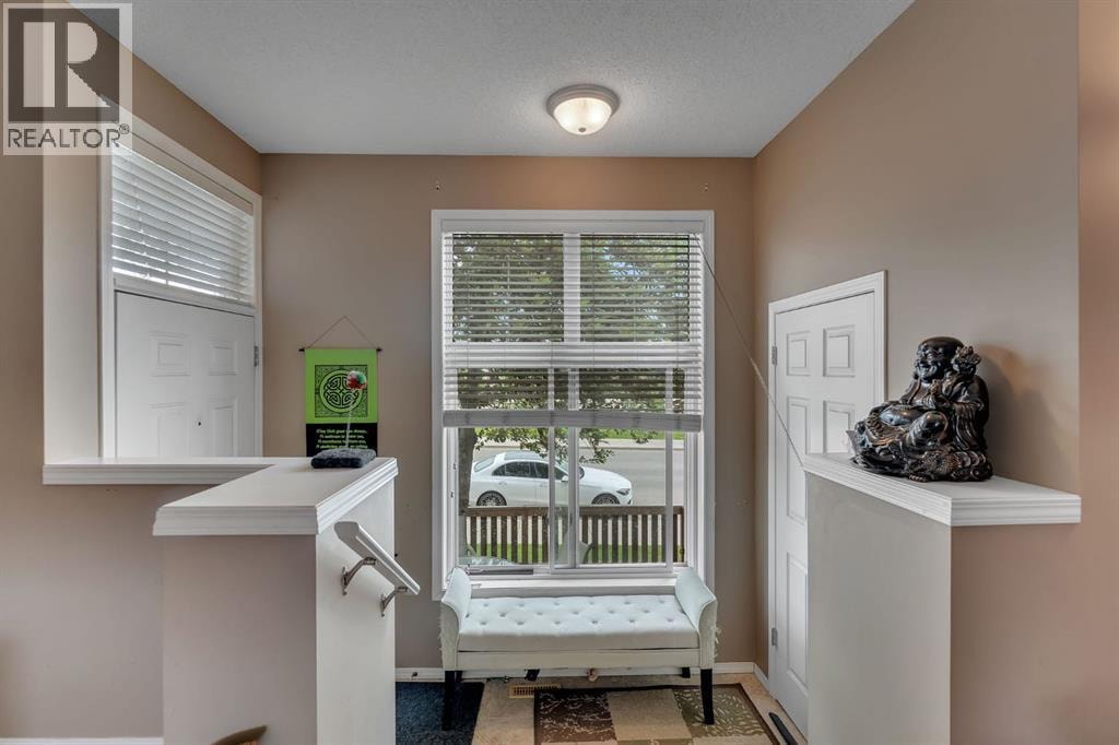 223 McKenzie Towne Gate SE — photo 10