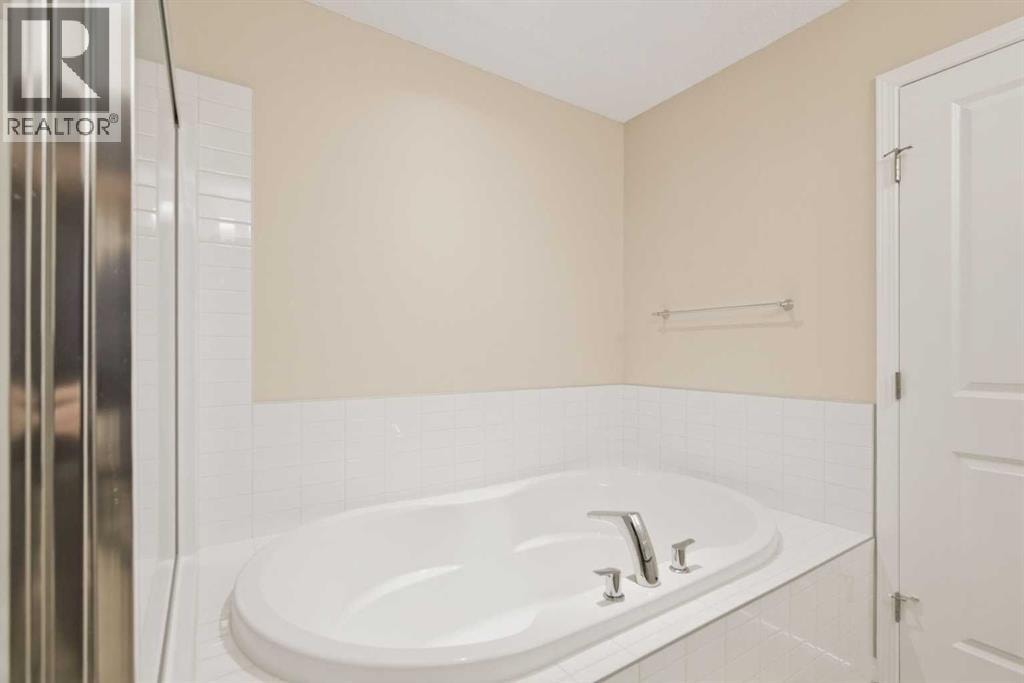 1456 Livingston Way NE — photo 34