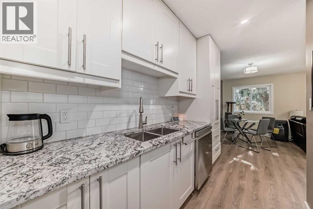 C, 109 Stanley Avenue — photo 11