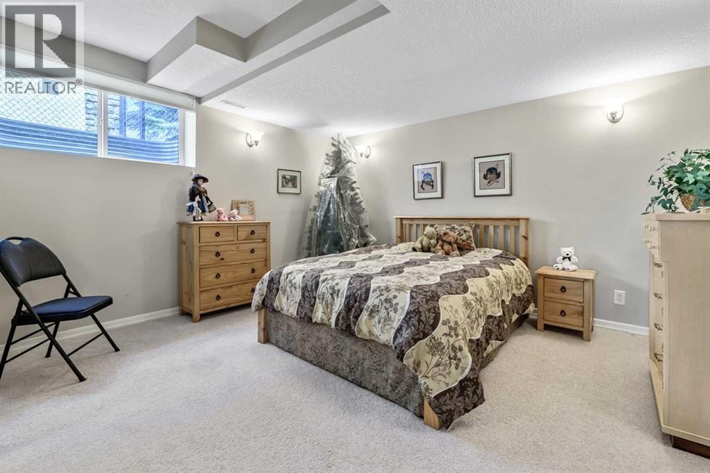 246 Crystal Shores Drive — photo 36