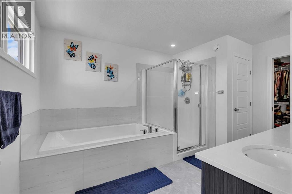 176 Howse Crescent NE — photo 29