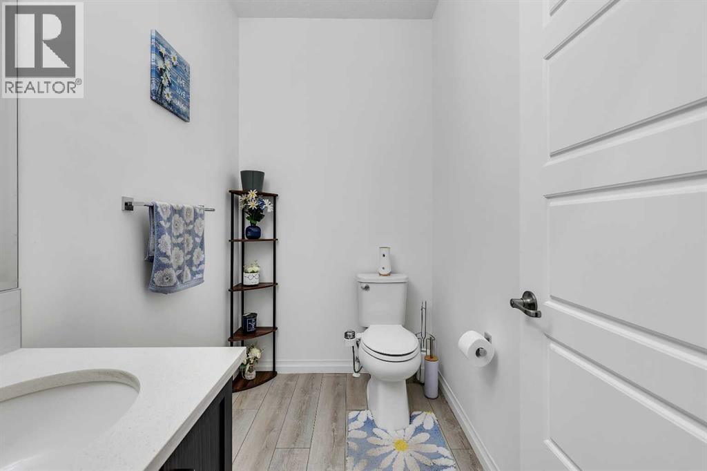 176 Howse Crescent NE — photo 21