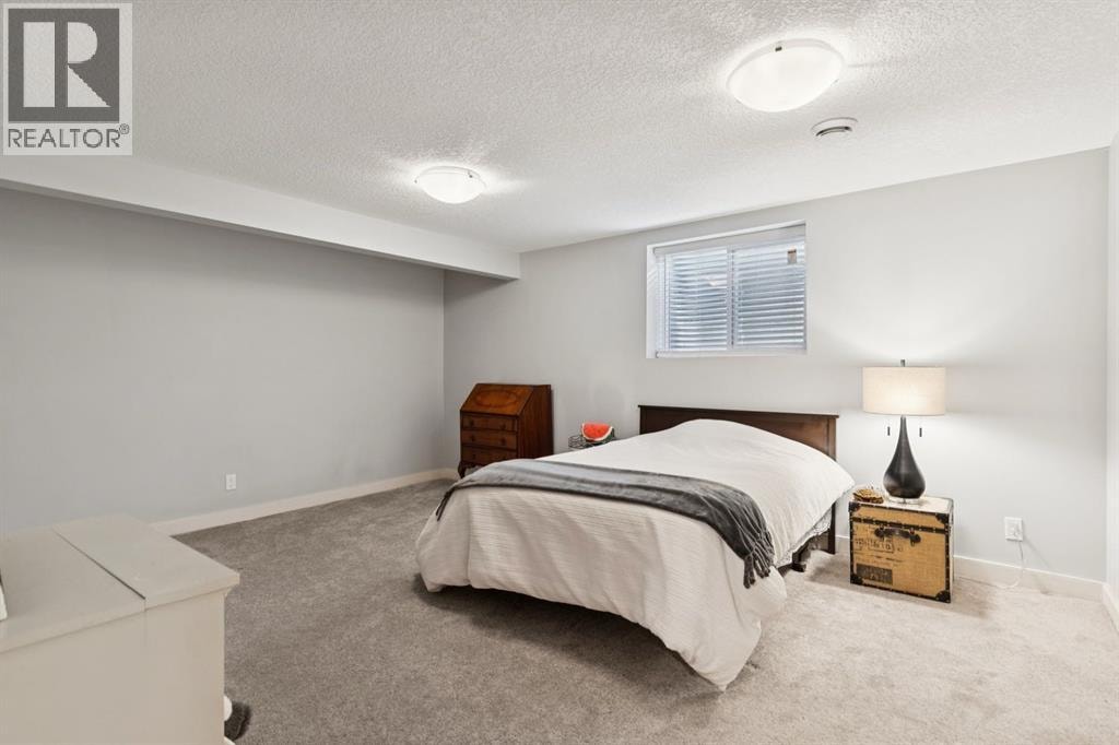 716 Cantree Road SW — photo 37