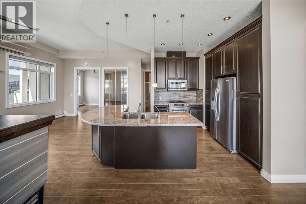 619, 950 Centre Avenue NE — photo 17