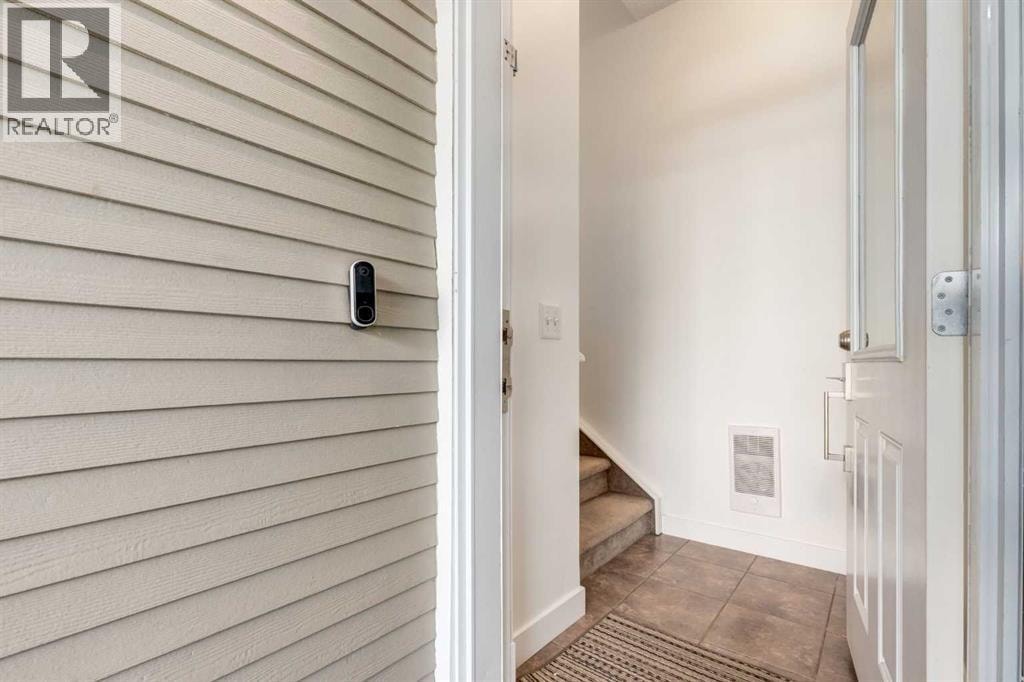 804, 281 Cougar Ridge Drive SW — photo 4