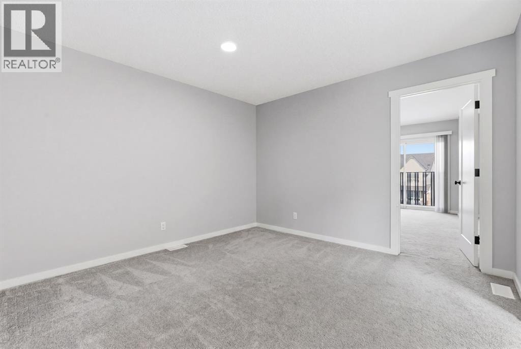 141 Belmont Drive SW — photo 16