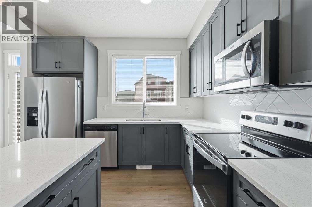 141 Belmont Drive SW — photo 11