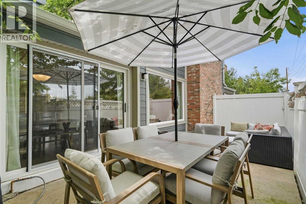 25, 228 Theodore Place NW — photo 31