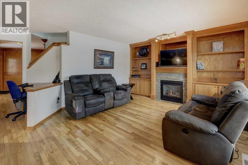 182 Harvest Creek Close NE — photo 9