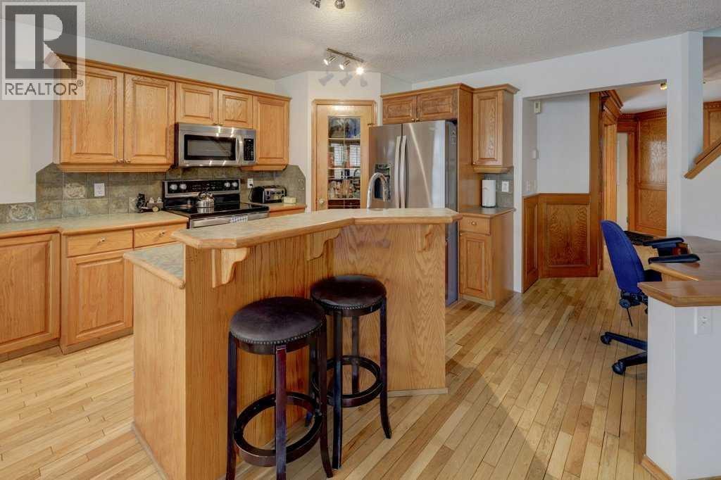 182 Harvest Creek Close NE — photo 5