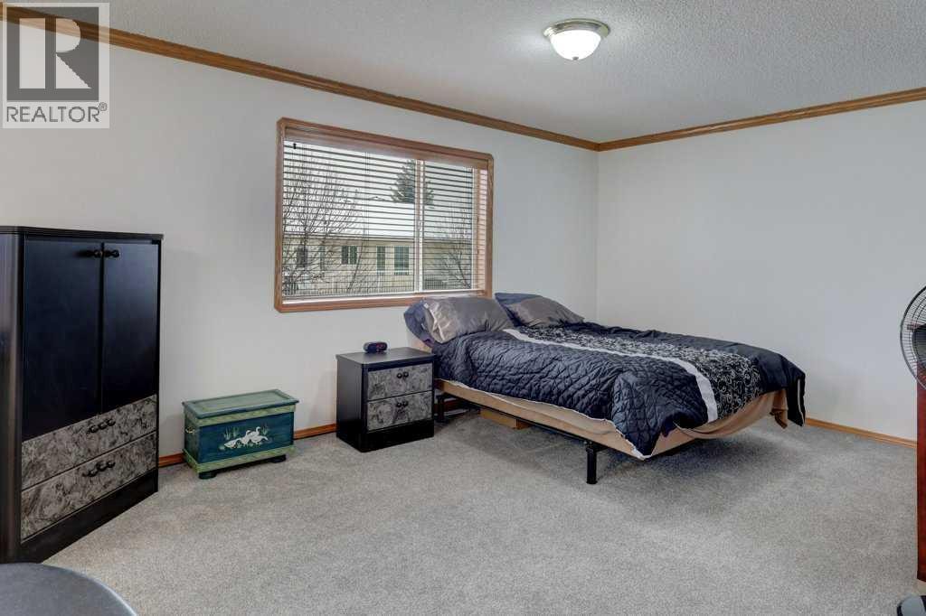 182 Harvest Creek Close NE — photo 17