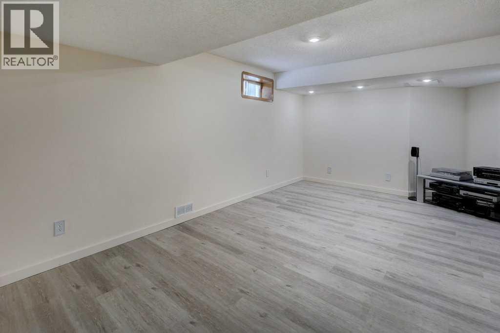 182 Harvest Creek Close NE — photo 28