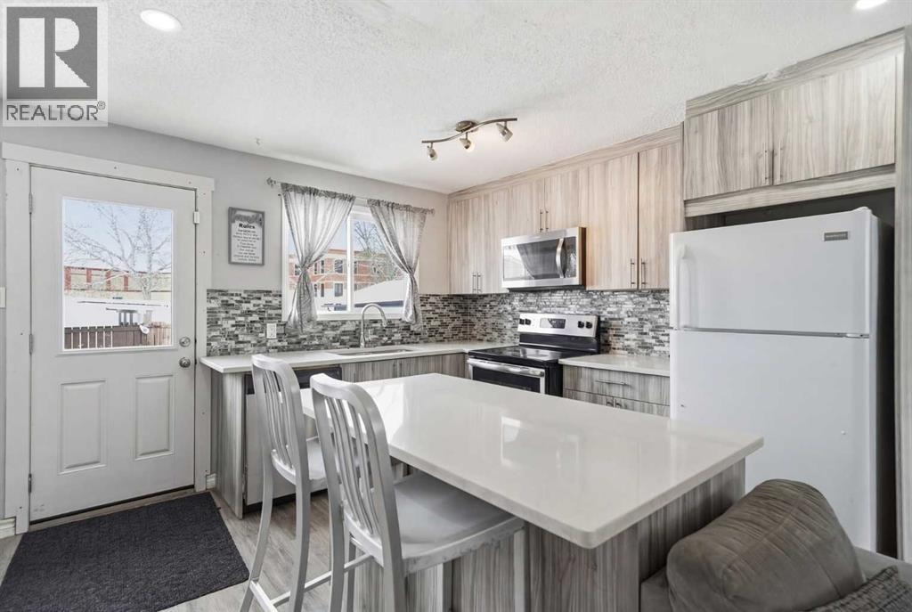 72 Falchurch Road NE — photo 9