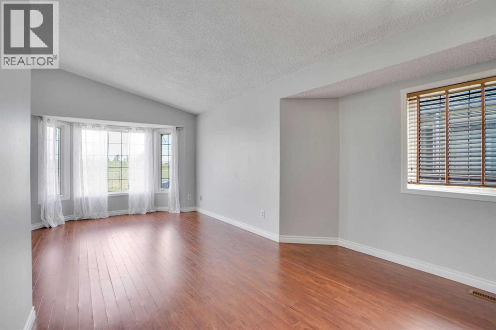 336 Whitworth Way NE — photo 4