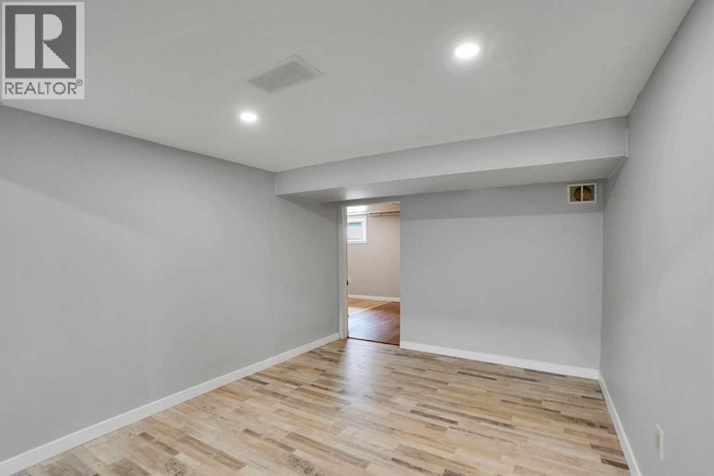 336 Whitworth Way NE — photo 35