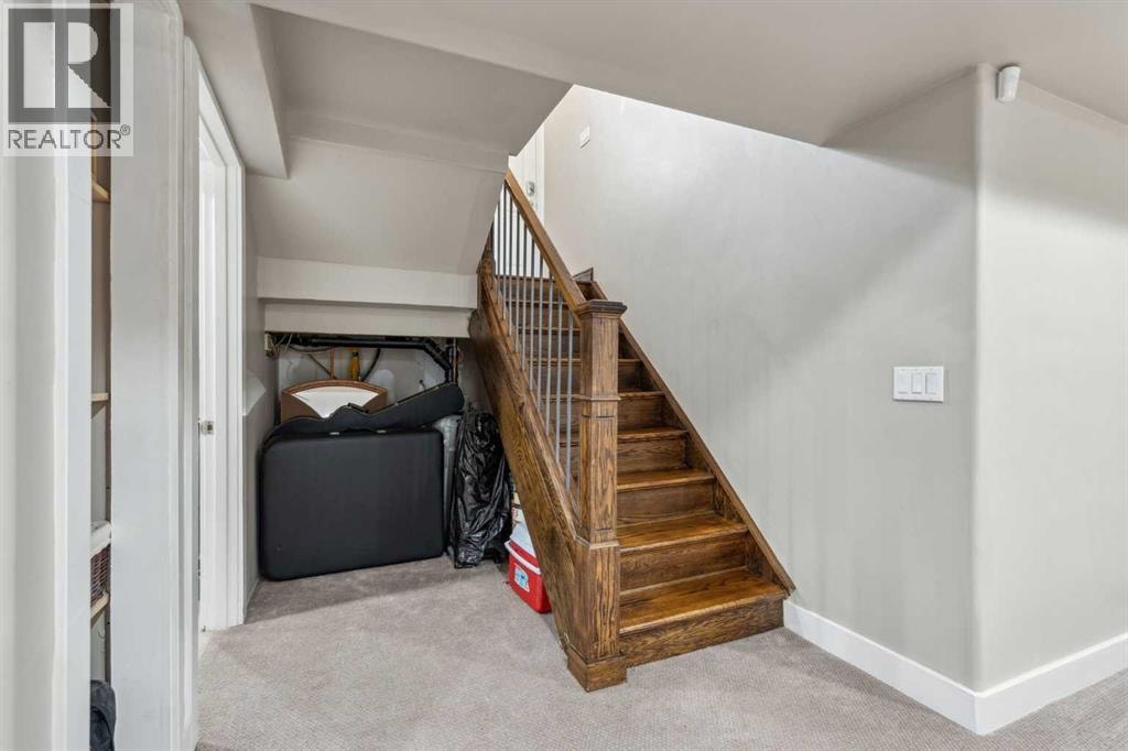 25 Manor Road SW — photo 30