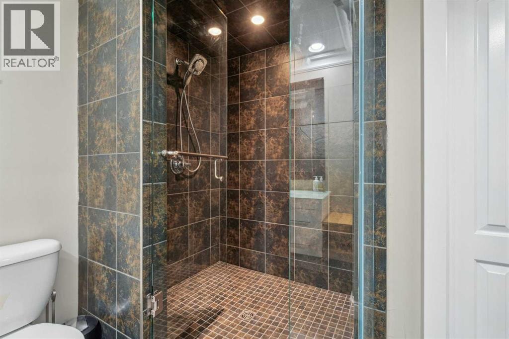 25 Manor Road SW — photo 39