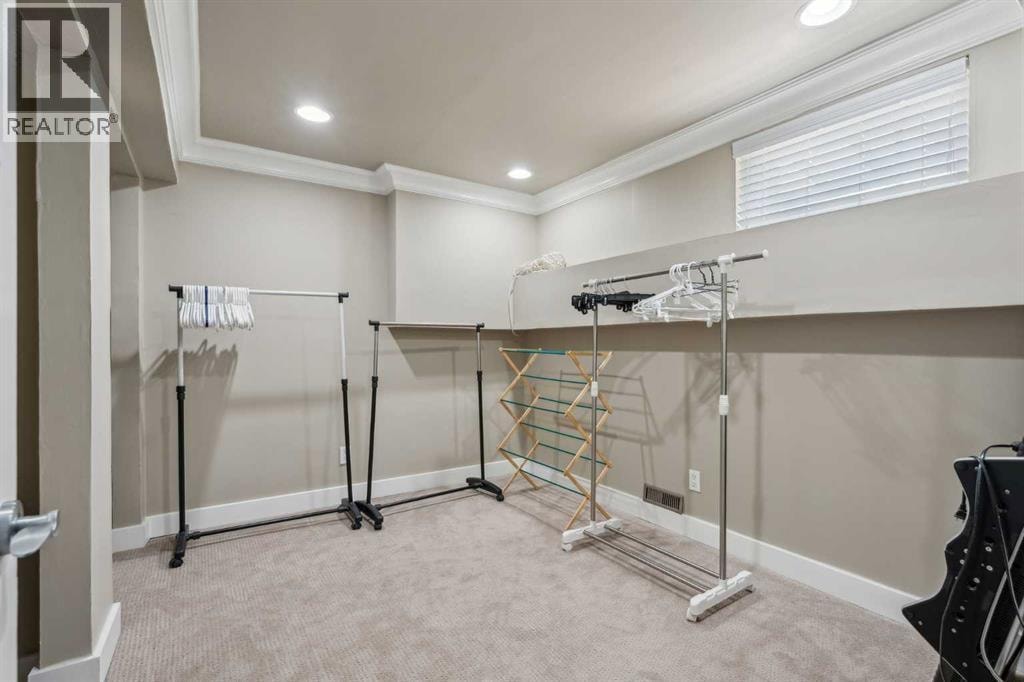 25 Manor Road SW — photo 40