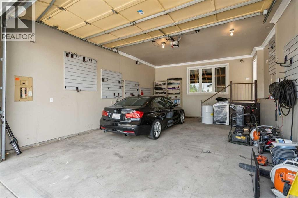 25 Manor Road SW — photo 44