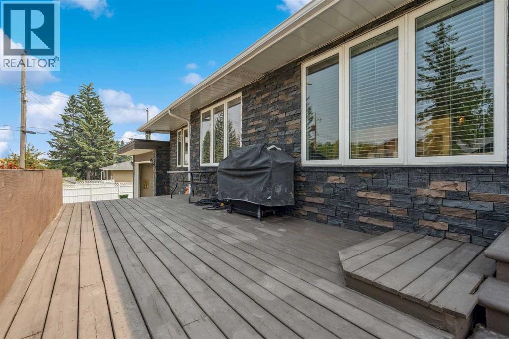 25 Manor Road SW — photo 5