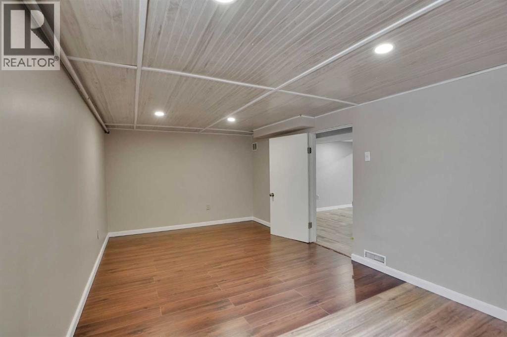 336 Whitworth Way NE — photo 40